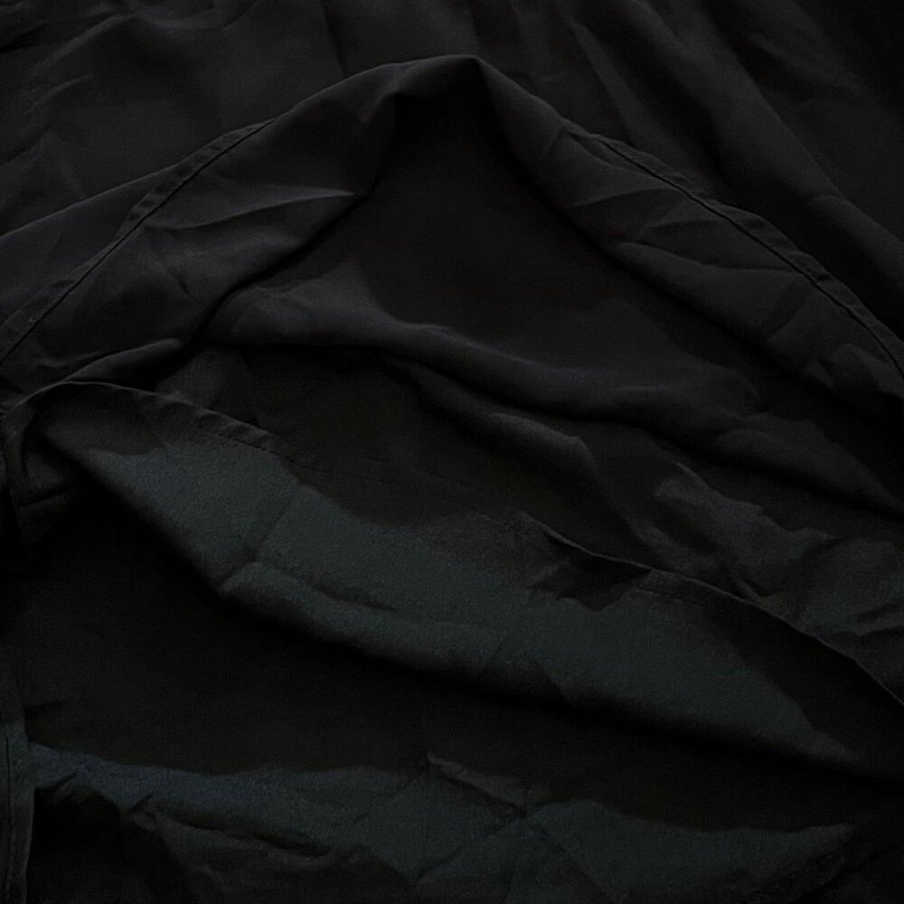 BLACK DRESS. Size medium - Picture 5 of 6